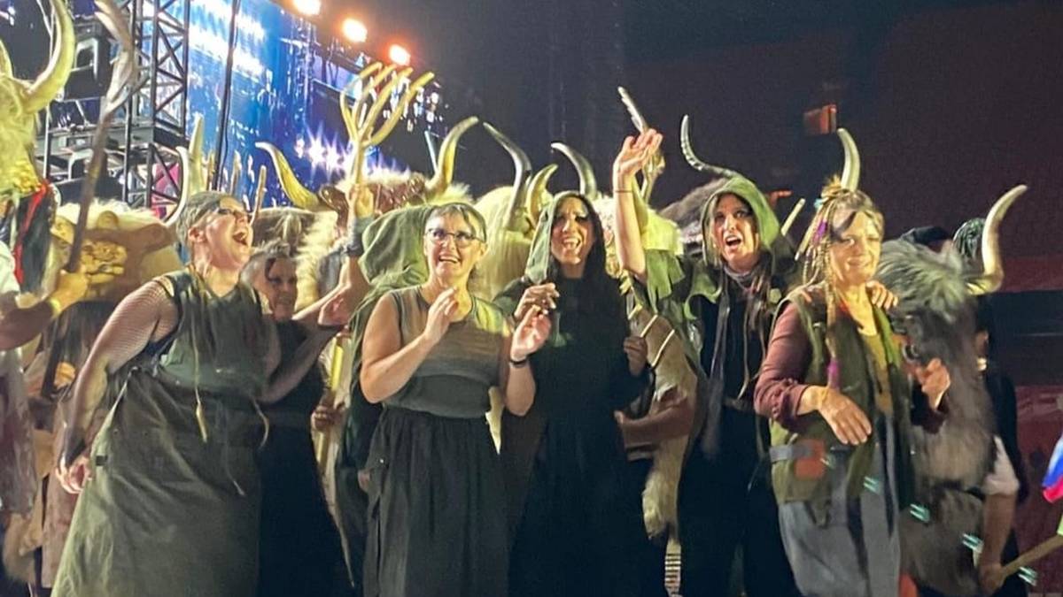 Zetaken 'Mitoaroa III' ikuskizunean parte hartu du Iaiaiai Irrintzi Taldeak