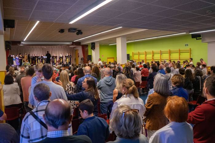 Agur jendetsu eta hunkigarri 14 1759073068290