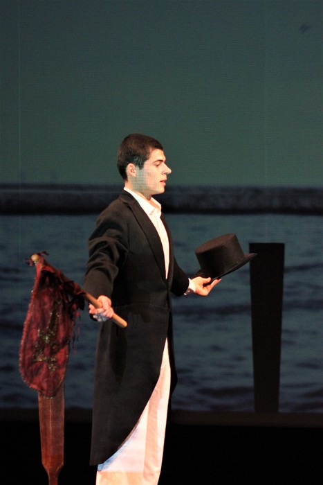 Eskualdeko ehundik gora dantzari eta musikarik koloreztatu zuten Amurrio Antzokiko oholtza - 69