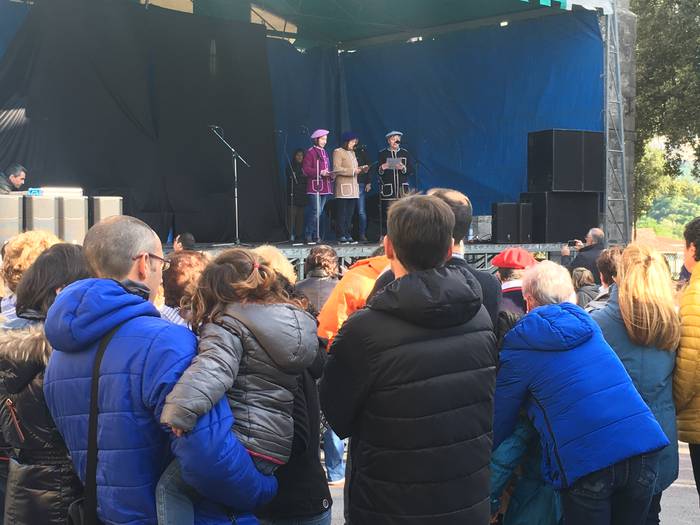 Parekidetasunaren eta euskar 25 1493367556352