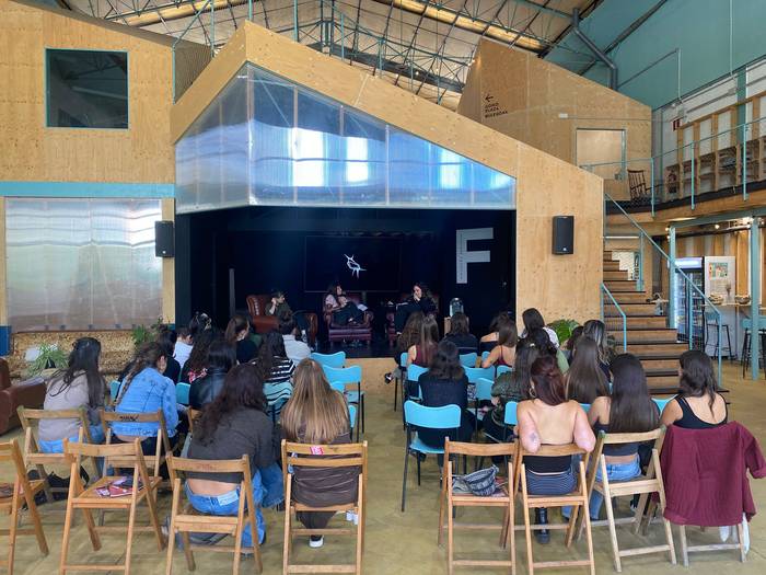 Hausnarketa eta ahizpatasuna 6 1757923143898