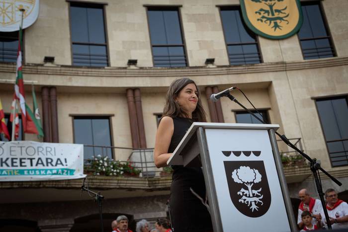 Arteon abesbatzaren pregoiak 14 1755203505390