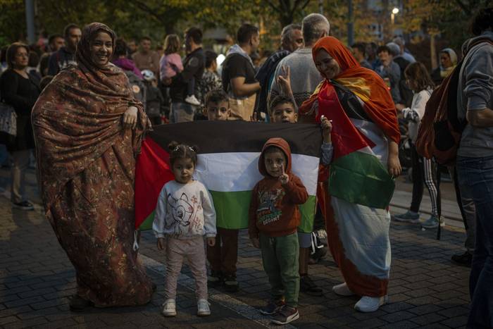 "Palestinarekin konpromisoa" 12 1760598636464