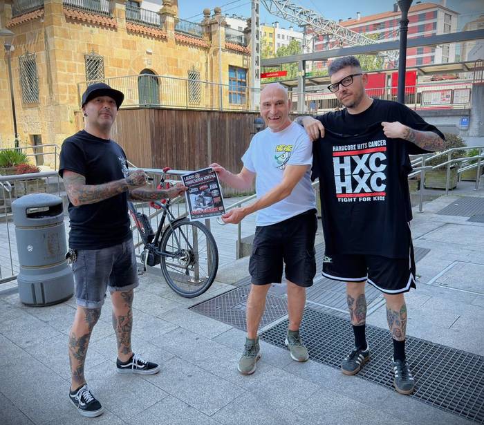 "Hardcore Hits Cancer elkartasun ekimenaren kamiseten salmenta markak hautsi ditugu Laudion"