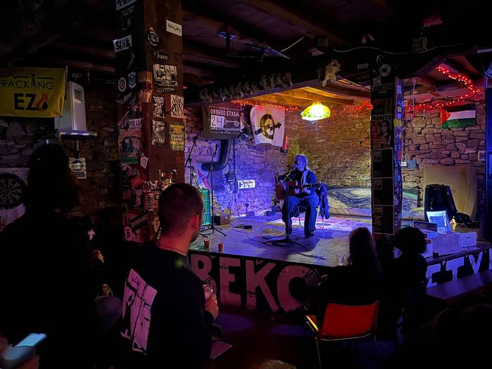 Orbeko etxea, Palestinarekik 9 1769538675908