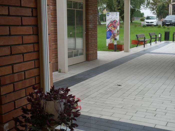 Eletik alera, Europako hizku 98 1759330659044