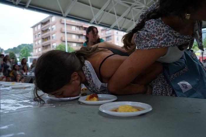 Flan-xurga lehiaketak gatza  40 1756313529014