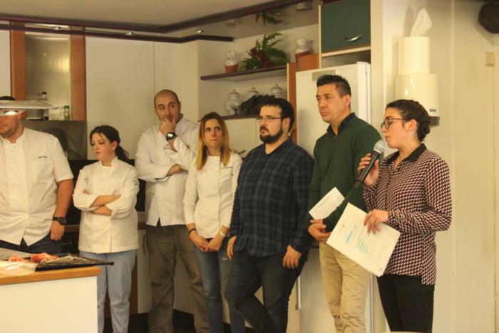 Haitzulo-Barri, Alboka, Ilun 11 1490727870236