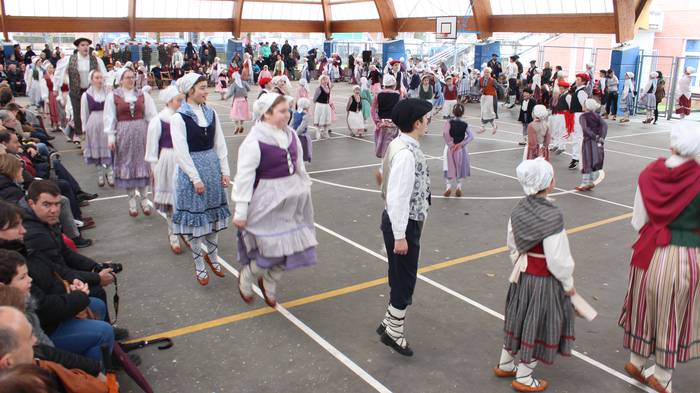 Dantzari Egunak herriguneko  61 1521467713206