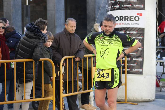 300 korrikalari baino gehiag 96 1517150529146