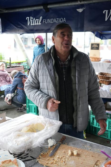 Olentzero eta Mari Domingi 1 12 1766581716948