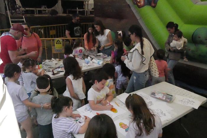 Kirolak eta umeen jarduerek  8 1777117122123