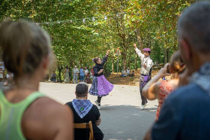 San Rokeko zelaiak bilakatu  64 1755350553257