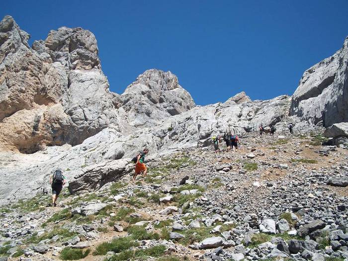  Ganzorrotz Mendi Taldeak Pi 9 1500564252923