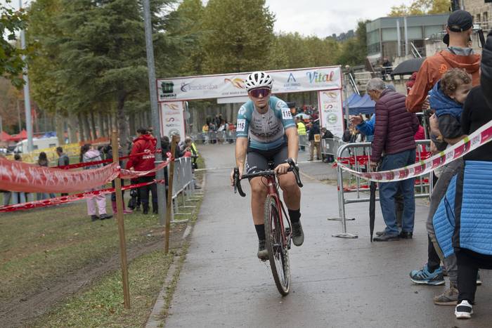 Lucia Gonzalezek eta Kevin S 12 1762015239899