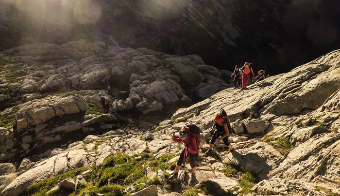 Piriniotan ibili dira Mendik 25 1500367698677