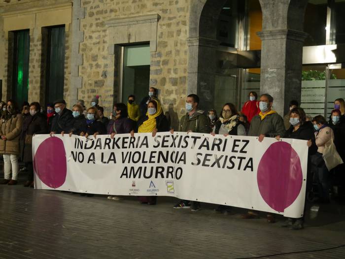 7 herritan egin dituzte mobi 55 1606334376828