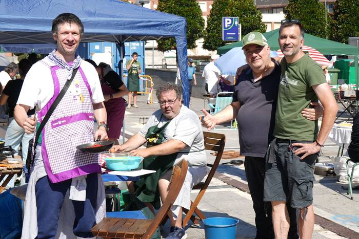 Jaien atsedenaldiko larunbat 28 1755976889417