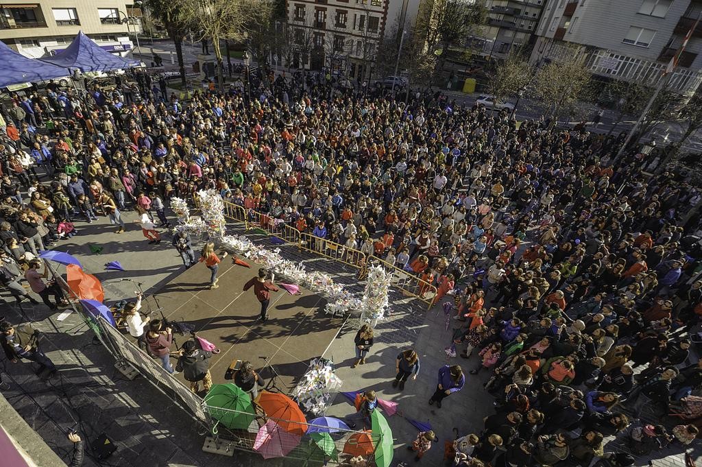 Aiaraldeko ehunka ahobizik eta belarriprestek Laudion ospatuko dute euskaraldiaren amaiera jaia abenduaren 2an