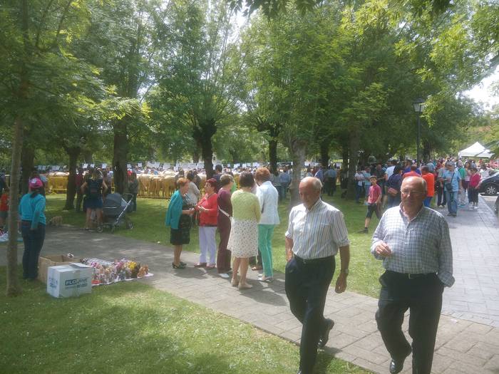 San Isidro Azokak jende ugar 73 1494853576249