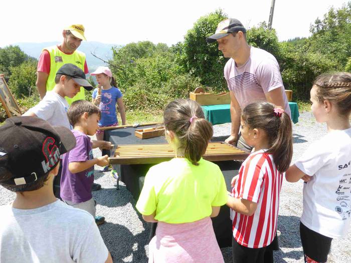 Astelehenerarte luzatu ziren 123 1496394990981