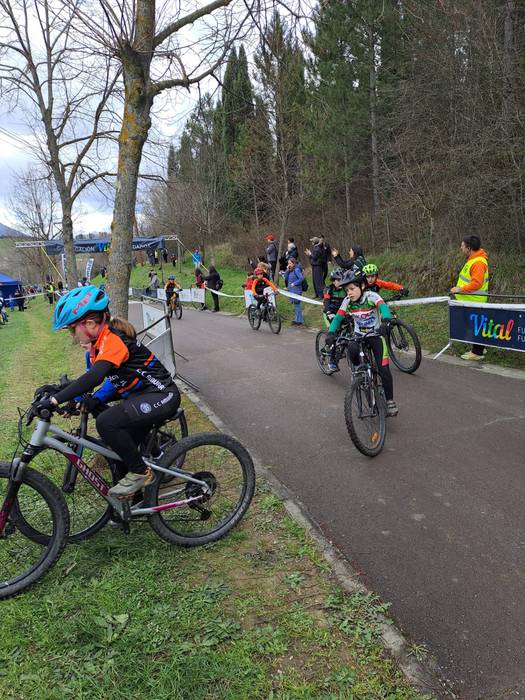 140 umek parte hartu zuten a 27 1772319188049