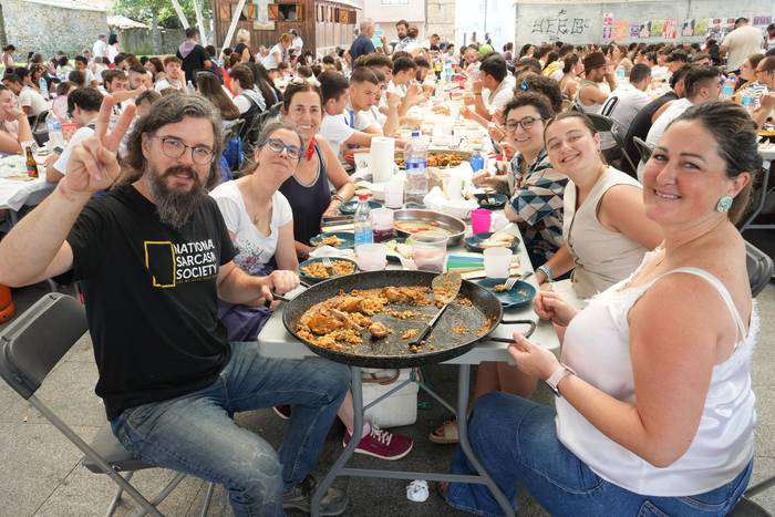 Paella txapelketarekin ekin  18 1755462965220