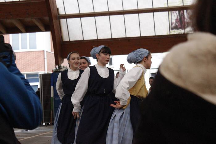 Dantzari Egunak herriguneko  76 1521468146469