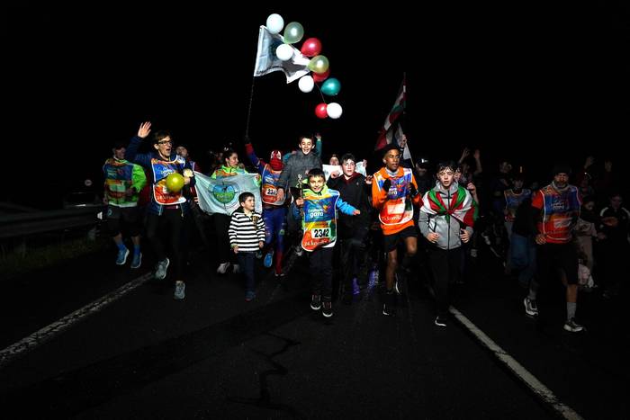 Ehunka lagun atera ditu Korr 74 1774607504695