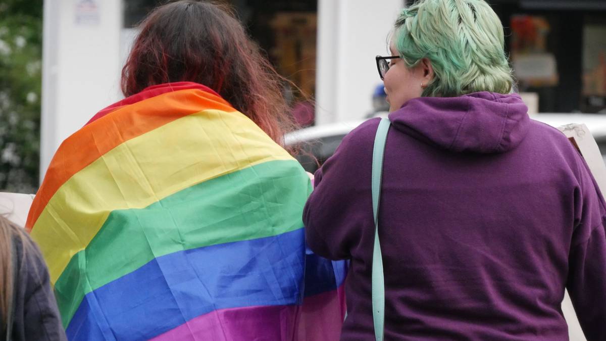Berdindu LGTBIQ+ Euskal Zerbitzua Okondon egongo da maiatzaren 28an