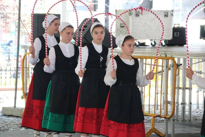 Jendetza eta giro ona nagusi 36 1494849342239