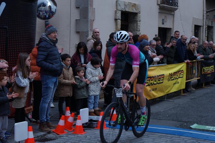 400 kirolarik parte hartu zu 161 1767283089179