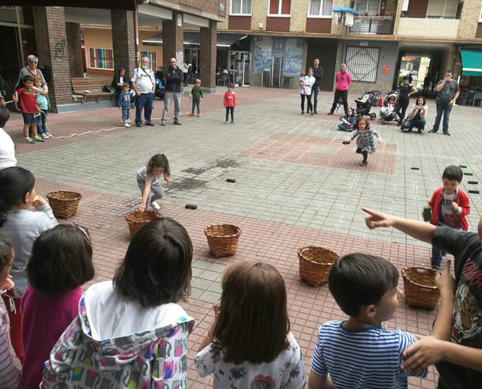 San Fernando Jaiek girotu du 5 1527537229632