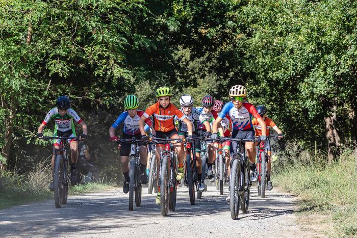 Zazpi aiaraldear igo ziren l 2 1759695323096