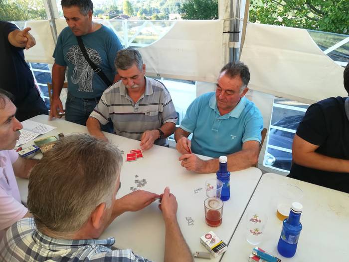 Eguraldia lagun, giro onean  14 1538317089171