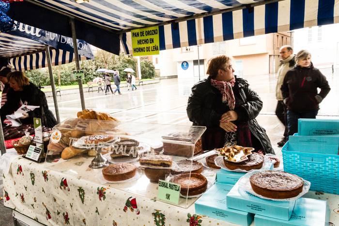 Gabonetako elkartasun azokak 77 1513602842606