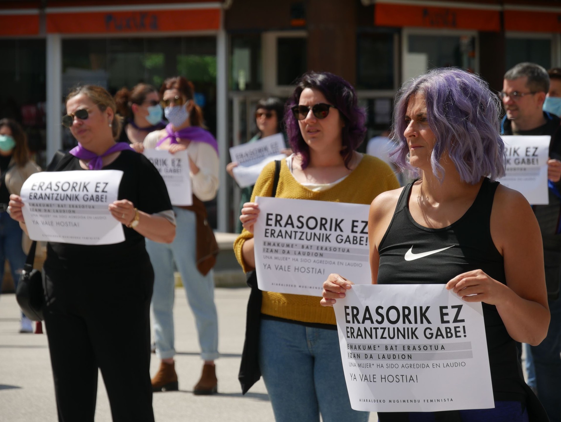 Ugarten larunbatean hainbat eraso matxista jazo zirela salatu dute, eta mobilizazioa egingo dute ostegunean