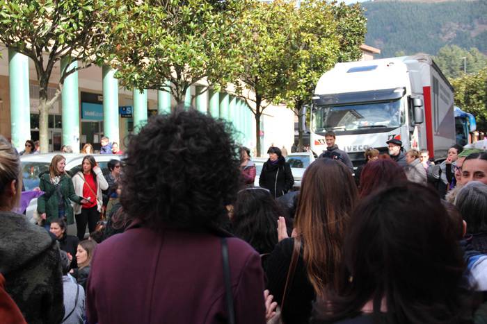 Greba feministaren goizeko t 34 1520512145506