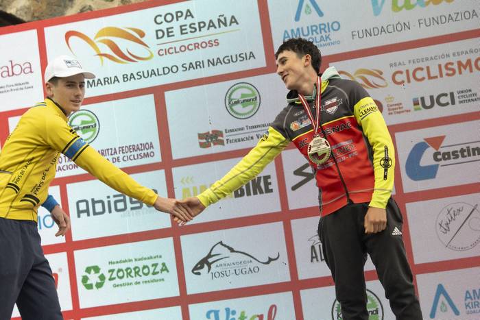 Lucia Gonzalezek eta Kevin S 98 1762015338717