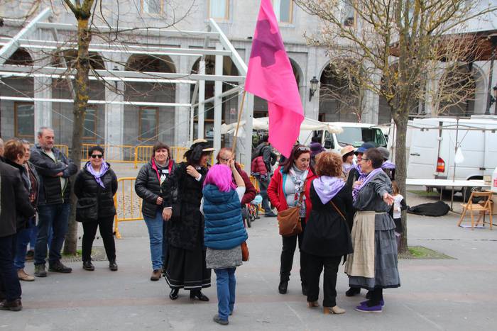 Dantzaren bidez aldarrikatu  4 1520777763211