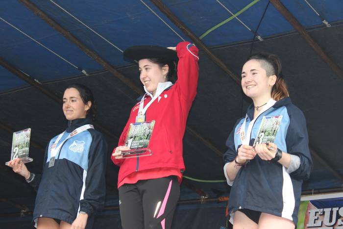 Ehunka lasterkarik bete ditu 88 1518374050769