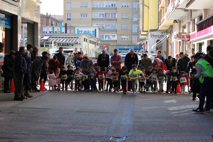 300 korrikalari baino gehiag 165 1517151161796