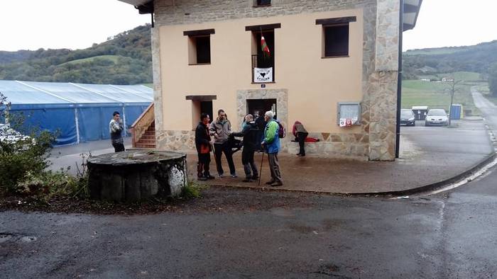 Goizetik gauera arte luzatu  8 1510556033814