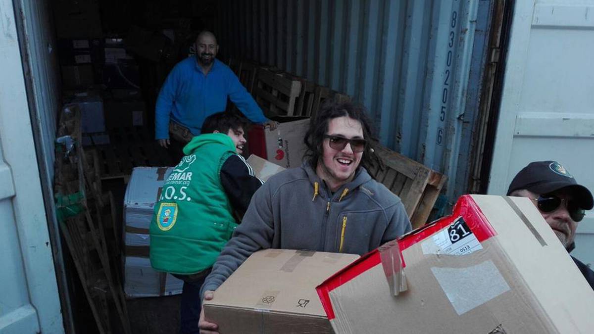 Aiaraldeak 1.102 kilo arroz bildu ditu Lesboseko errefuxiatuen kanpamendurako