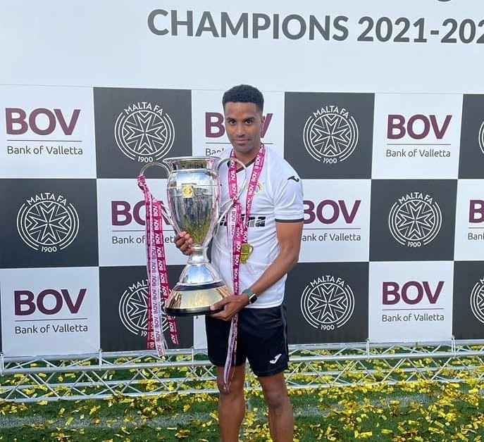Thaylor Lubanzadiok Maltako liga irabazi du eta Hibernians klubak kontratua luzatu dio