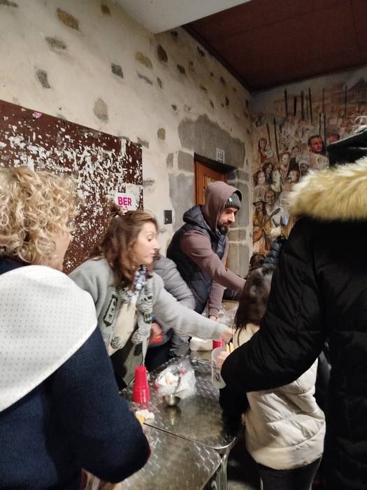 Agate Deunaren bezperak adin 67 1770303116656