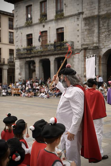 Hezkuntza komunitateak eman  34 1777063535410