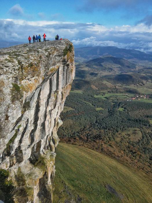 Gorobel mendi ibilaldian 500 11 1510053902762