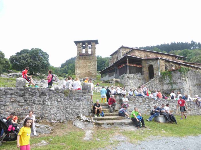 Astelehenerarte luzatu ziren 105 1496394828731