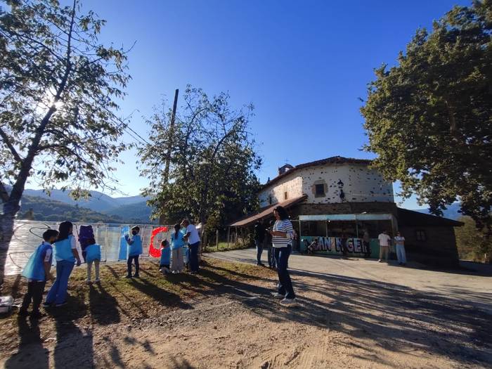 Berazako auzunea alaitu zute 2 1759396645157